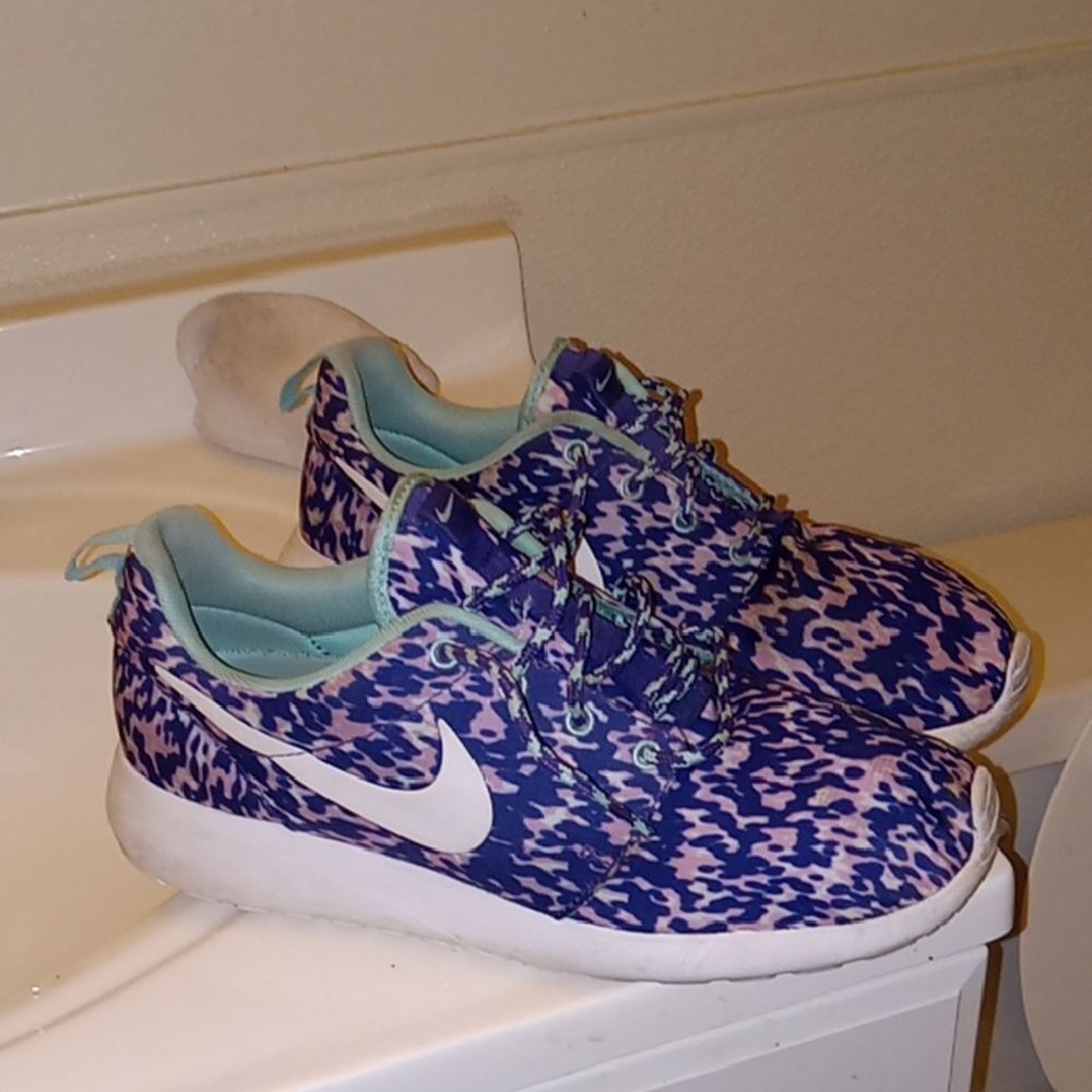 Nike Purple and Blue Athletic Shoes